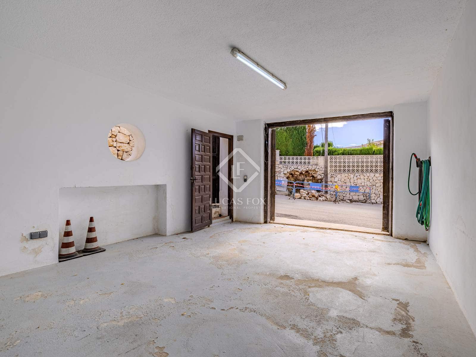 4 bedroom Villa for sale in Javea / Xabia with pool garage - € 1,195,000 (Ref: 8609152)