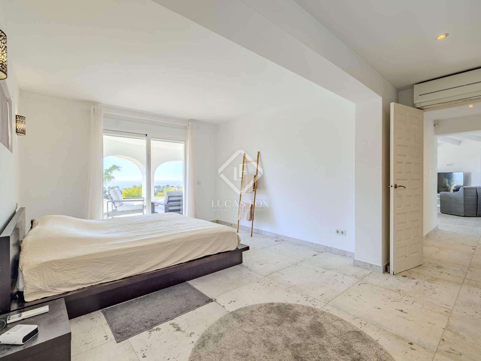 4 bedroom Villa for sale in Javea / Xabia with pool garage - € 1,195,000 (Ref: 8609152)