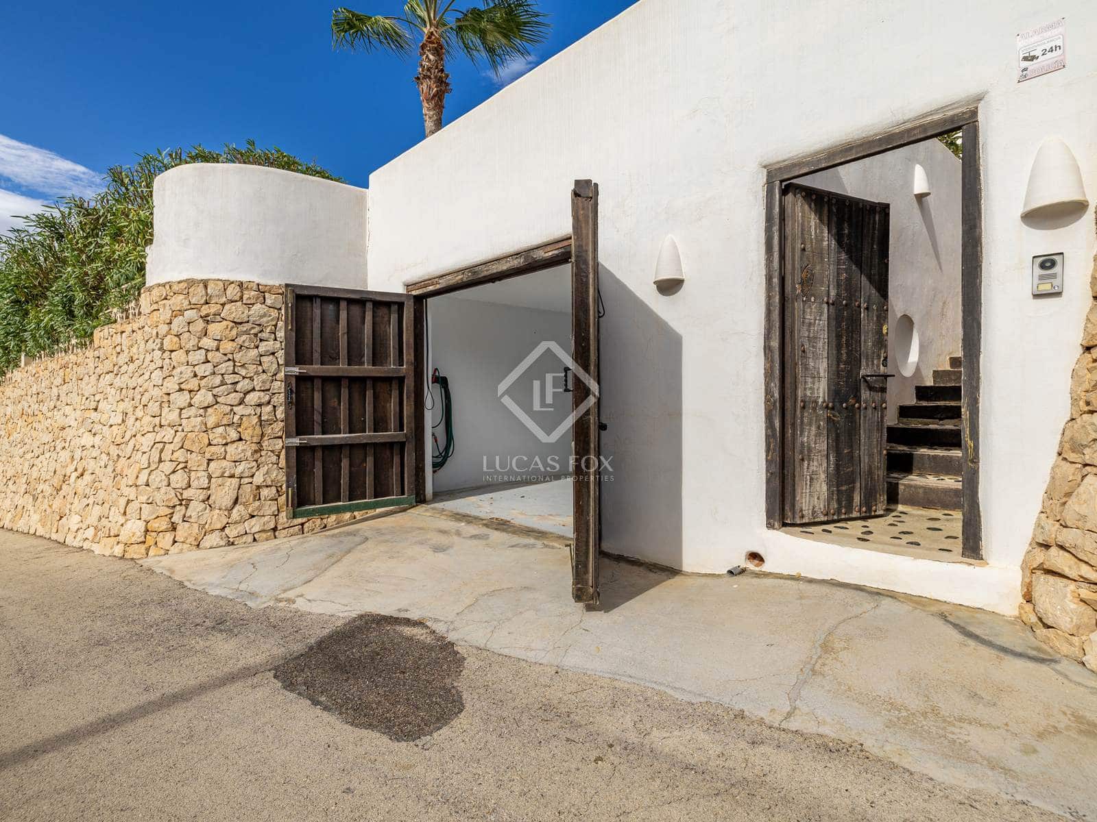 4 bedroom Villa for sale in Javea / Xabia with pool garage - € 1,195,000 (Ref: 8609152)