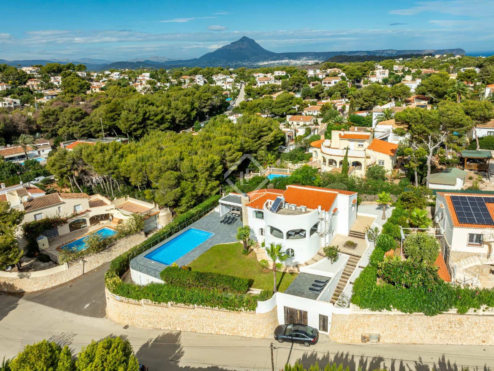 4 bedroom Villa for sale in Javea / Xabia with pool garage - € 1,195,000 (Ref: 8609152)