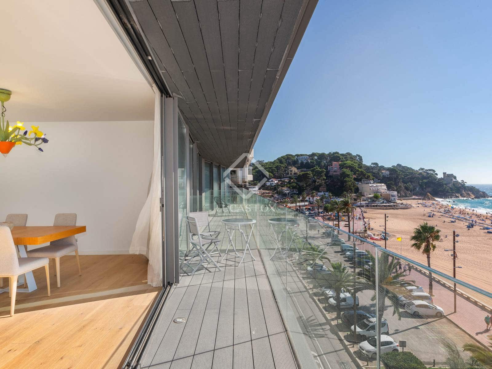 3 soveværelse Lejlighed til salg i Lloret de Mar med swimmingpool garage - € 749.000 (Ref: 8609561)