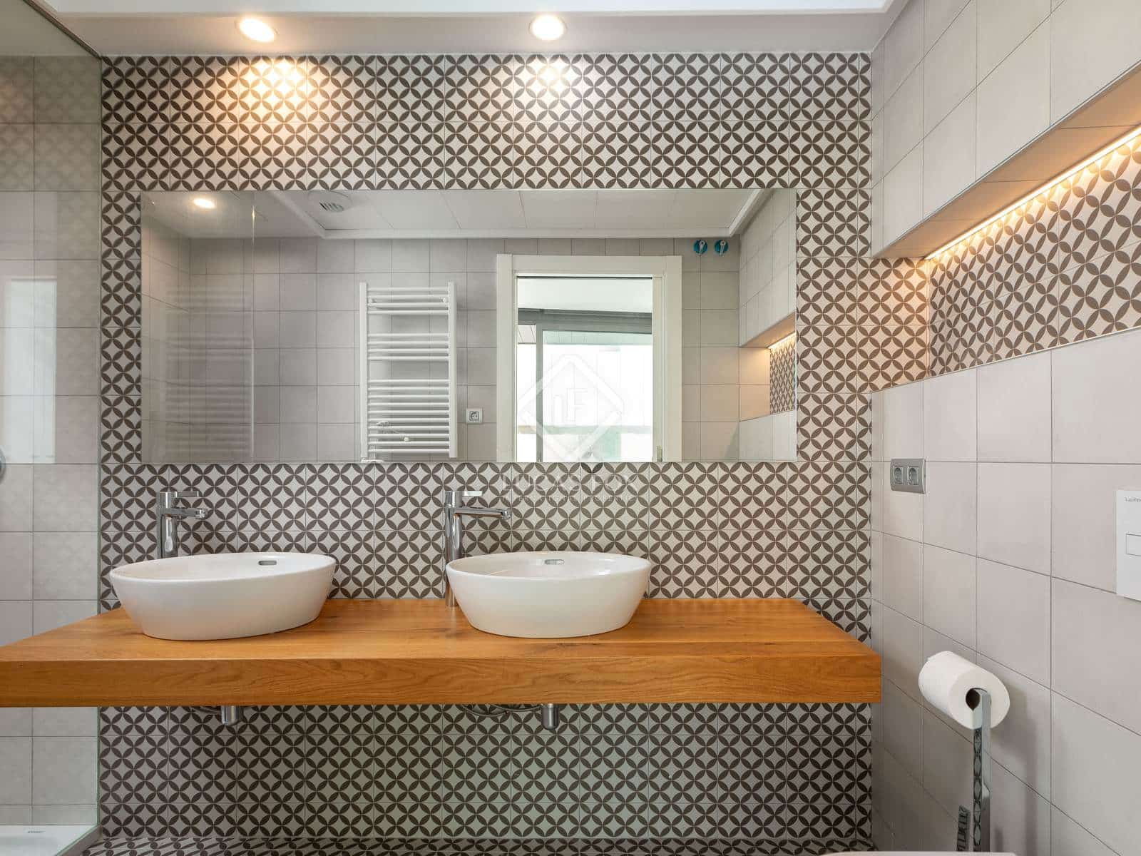 3 soveværelse Lejlighed til salg i Lloret de Mar med swimmingpool garage - € 749.000 (Ref: 8609561)