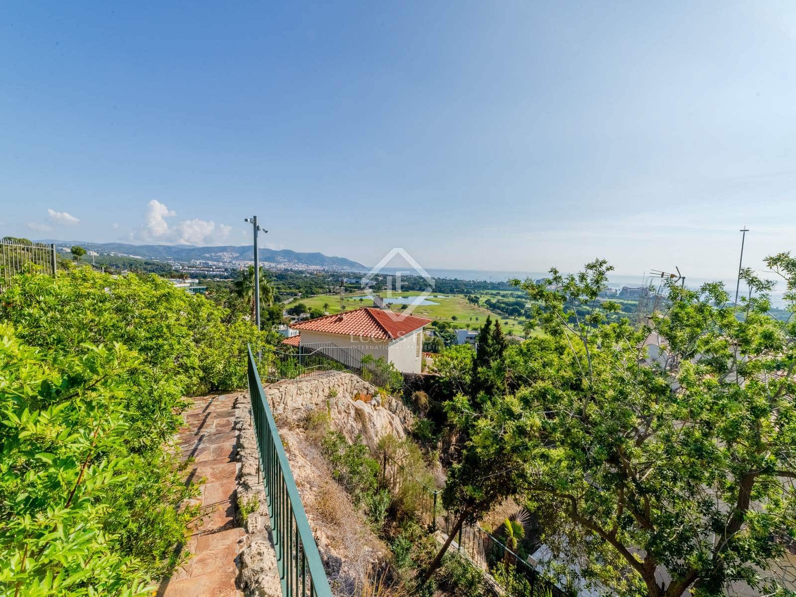 5 slaapkamer Villa te koop in Sitges met zwembad garage - € 7.350.000 (Ref: 8609565)