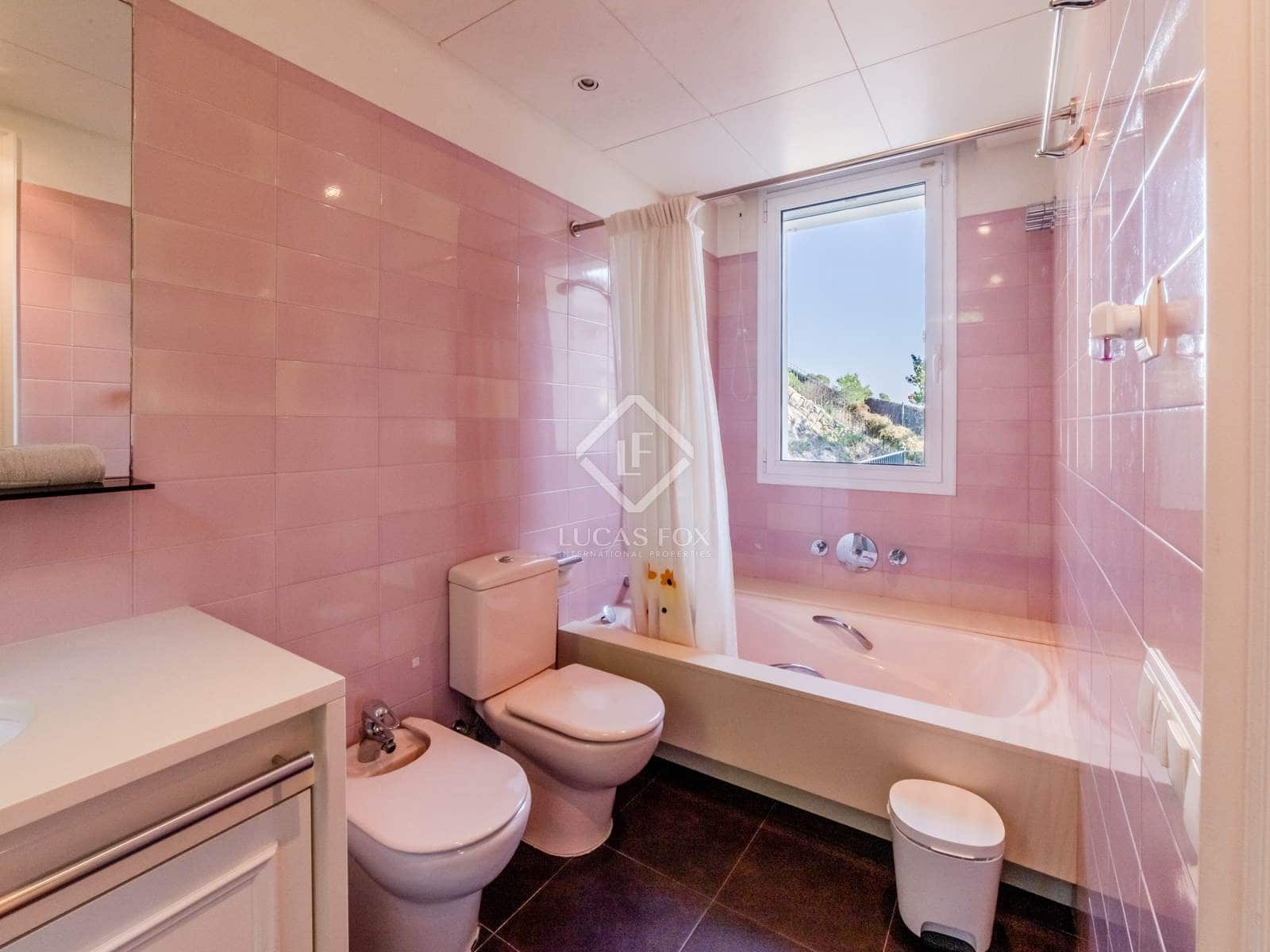 5 slaapkamer Villa te koop in Sitges met zwembad garage - € 7.350.000 (Ref: 8609565)