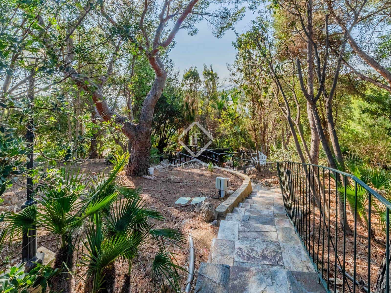 5 slaapkamer Villa te koop in Sitges met zwembad garage - € 7.350.000 (Ref: 8609565)