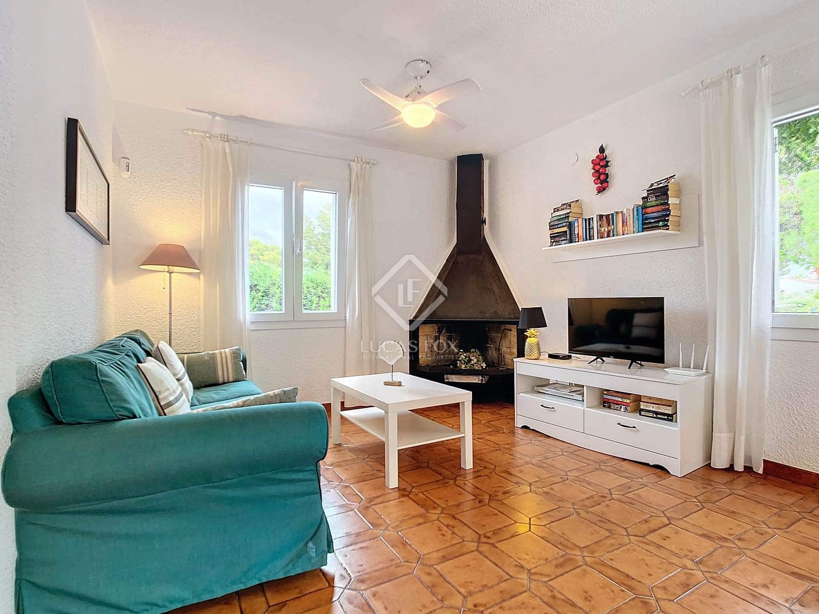 3 soverom Villa til salgs i Ciutadella de Menorca med svømmebasseng garasje - € 745 000 (Ref: 8609989)