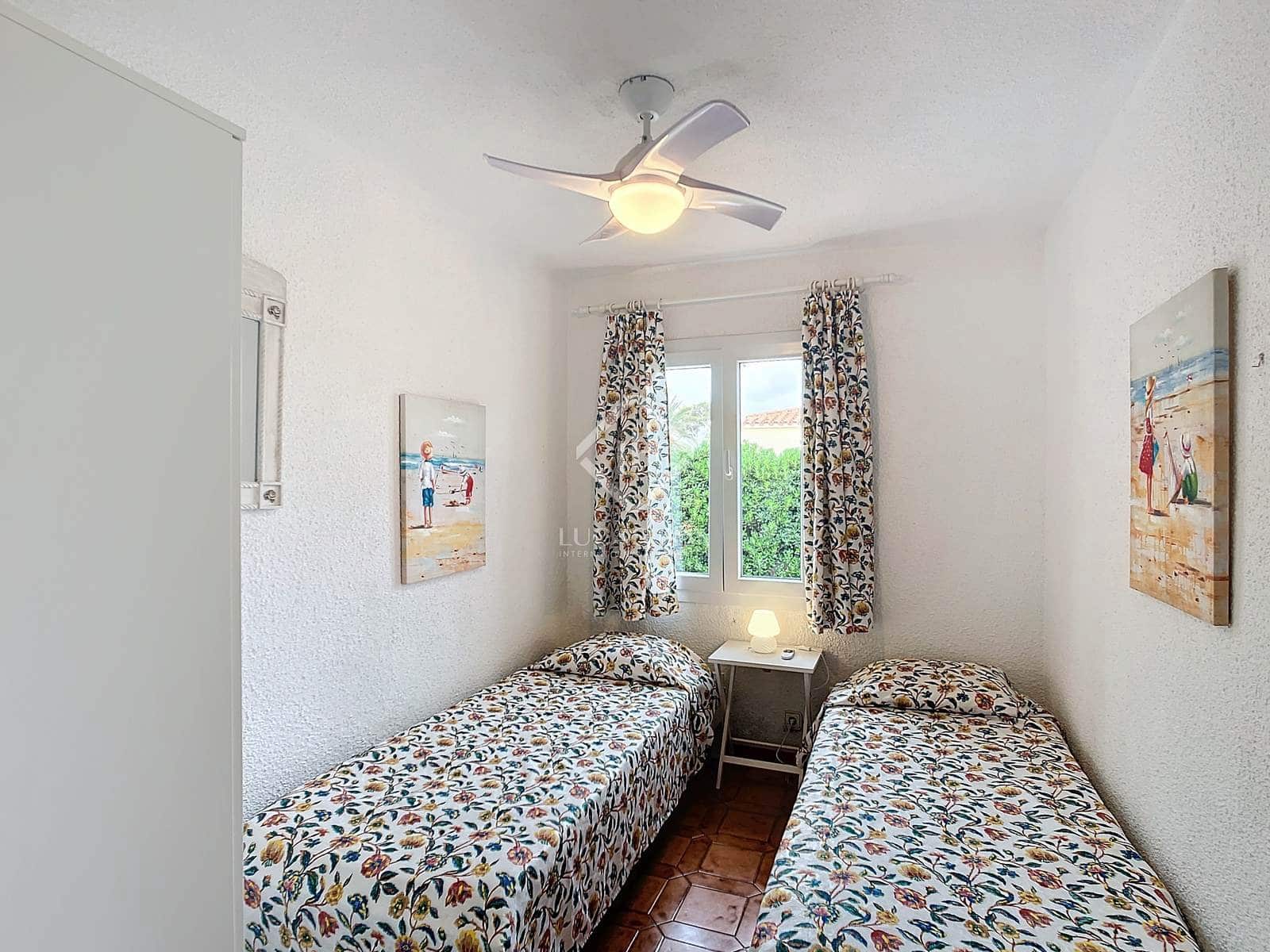 3 soverom Villa til salgs i Ciutadella de Menorca med svømmebasseng garasje - € 745 000 (Ref: 8609989)