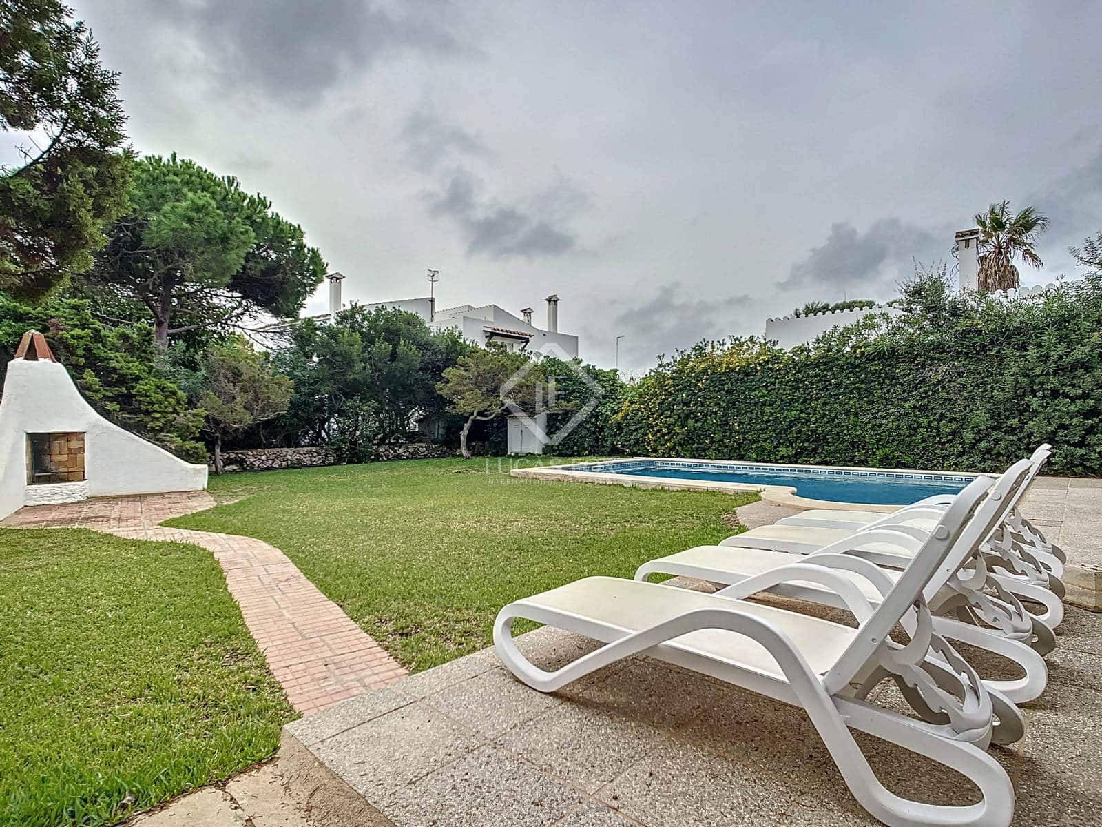 3 soverom Villa til salgs i Ciutadella de Menorca med svømmebasseng garasje - € 745 000 (Ref: 8609989)