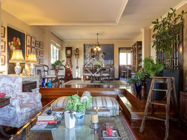 3 bedroom Villa for sale in A Guarda with garage - € 590,000 (Ref: 8611429)