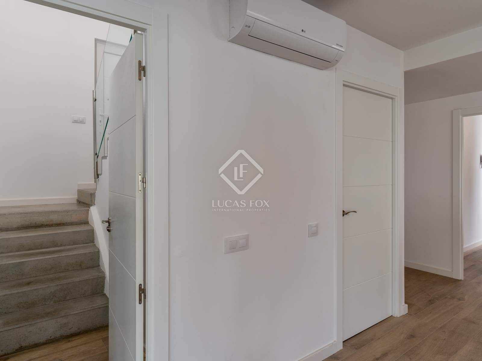 8 sypialnia Willa na sprzedaż w Llanca z basenem garażem - 960 000 € (Ref: 8611659)