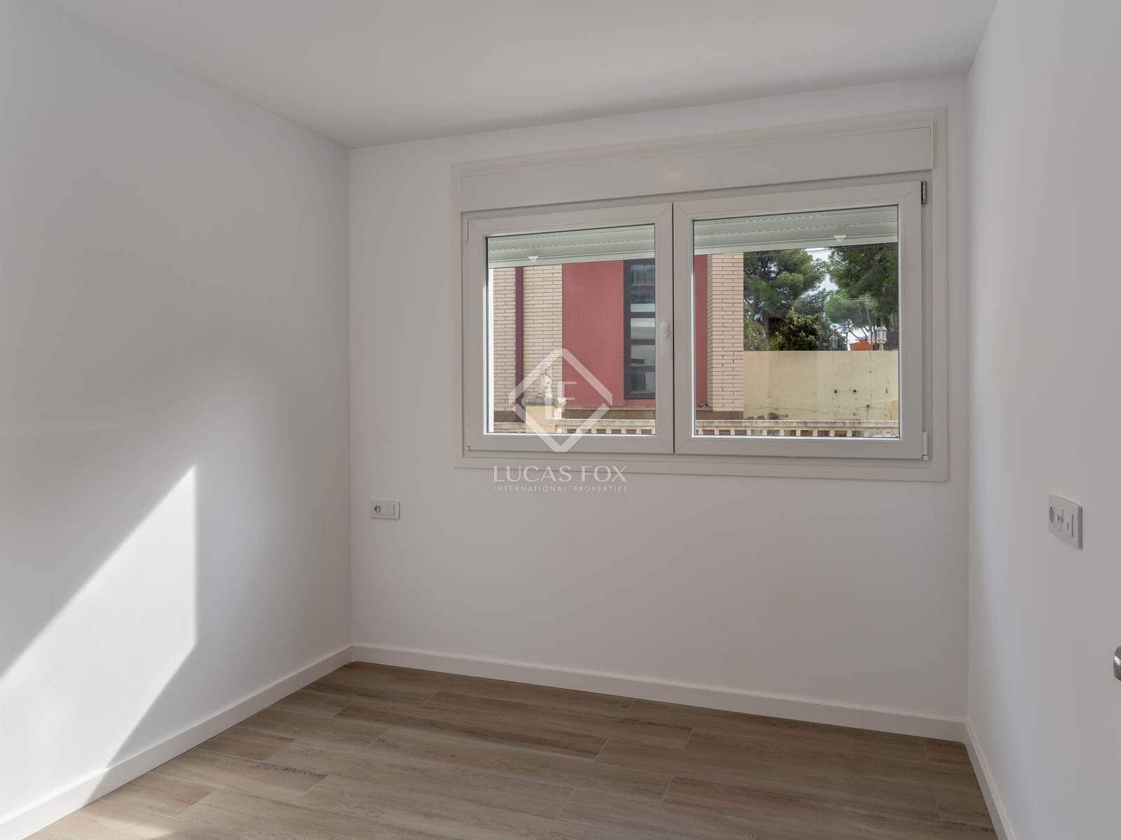 8 sypialnia Willa na sprzedaż w Llanca z basenem garażem - 960 000 € (Ref: 8611659)