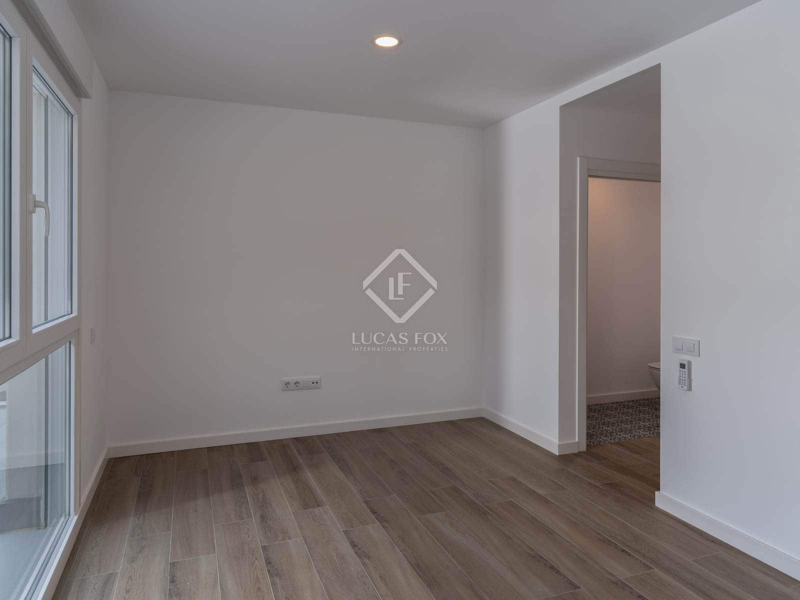 8 sypialnia Willa na sprzedaż w Llanca z basenem garażem - 960 000 € (Ref: 8611659)