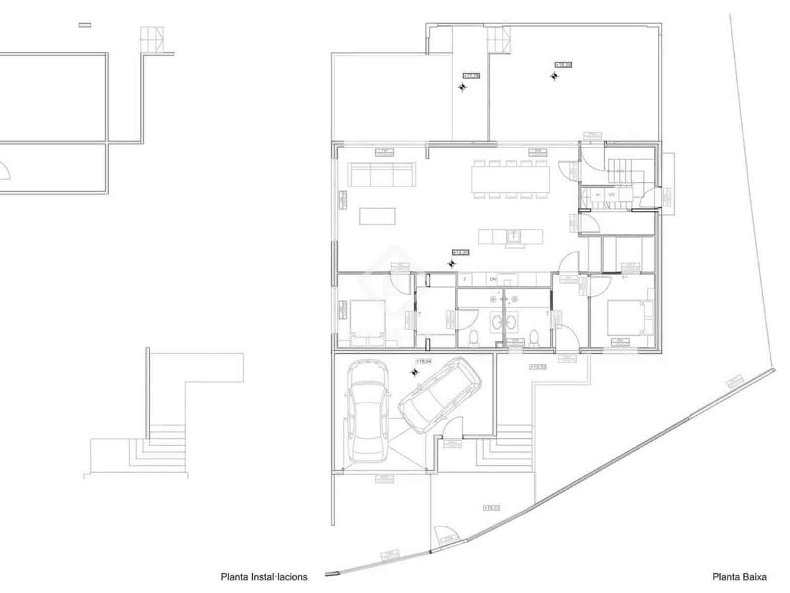 8 sypialnia Willa na sprzedaż w Llanca z basenem garażem - 960 000 € (Ref: 8611659)