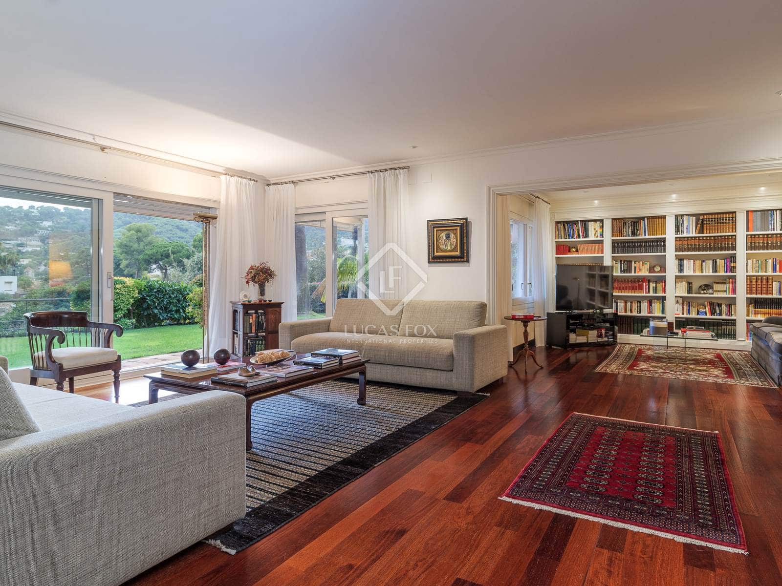 6 soverom Villa til salgs i Premia de Dalt med svømmebasseng garasje - € 1 650 000 (Ref: 8613966)