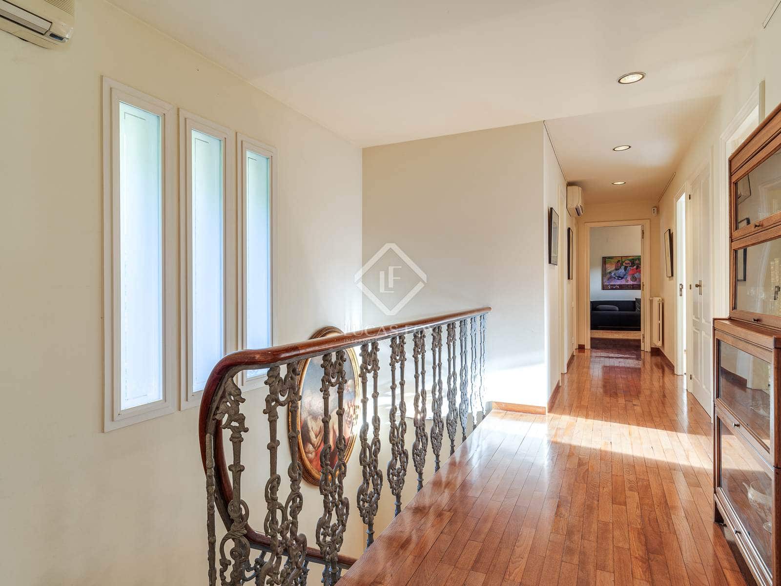 6 soverom Villa til salgs i Premia de Dalt med svømmebasseng garasje - € 1 650 000 (Ref: 8613966)