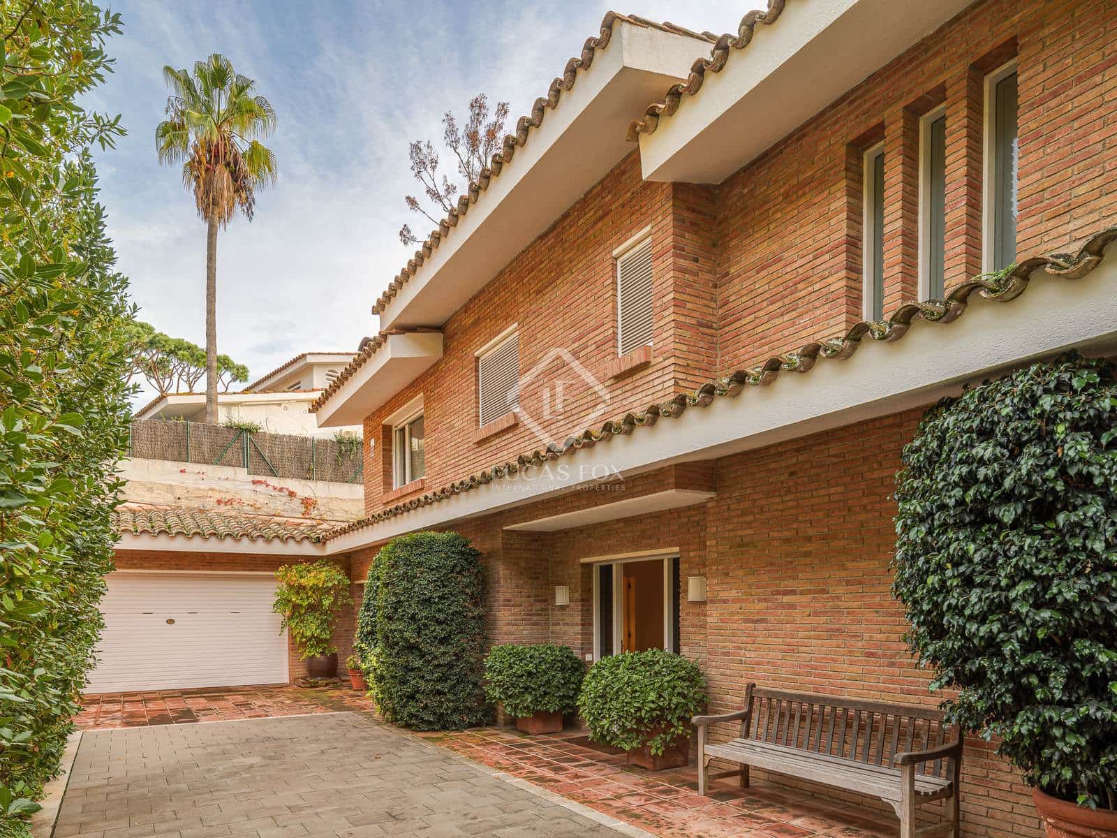 6 soverom Villa til salgs i Premia de Dalt med svømmebasseng garasje - € 1 650 000 (Ref: 8613966)