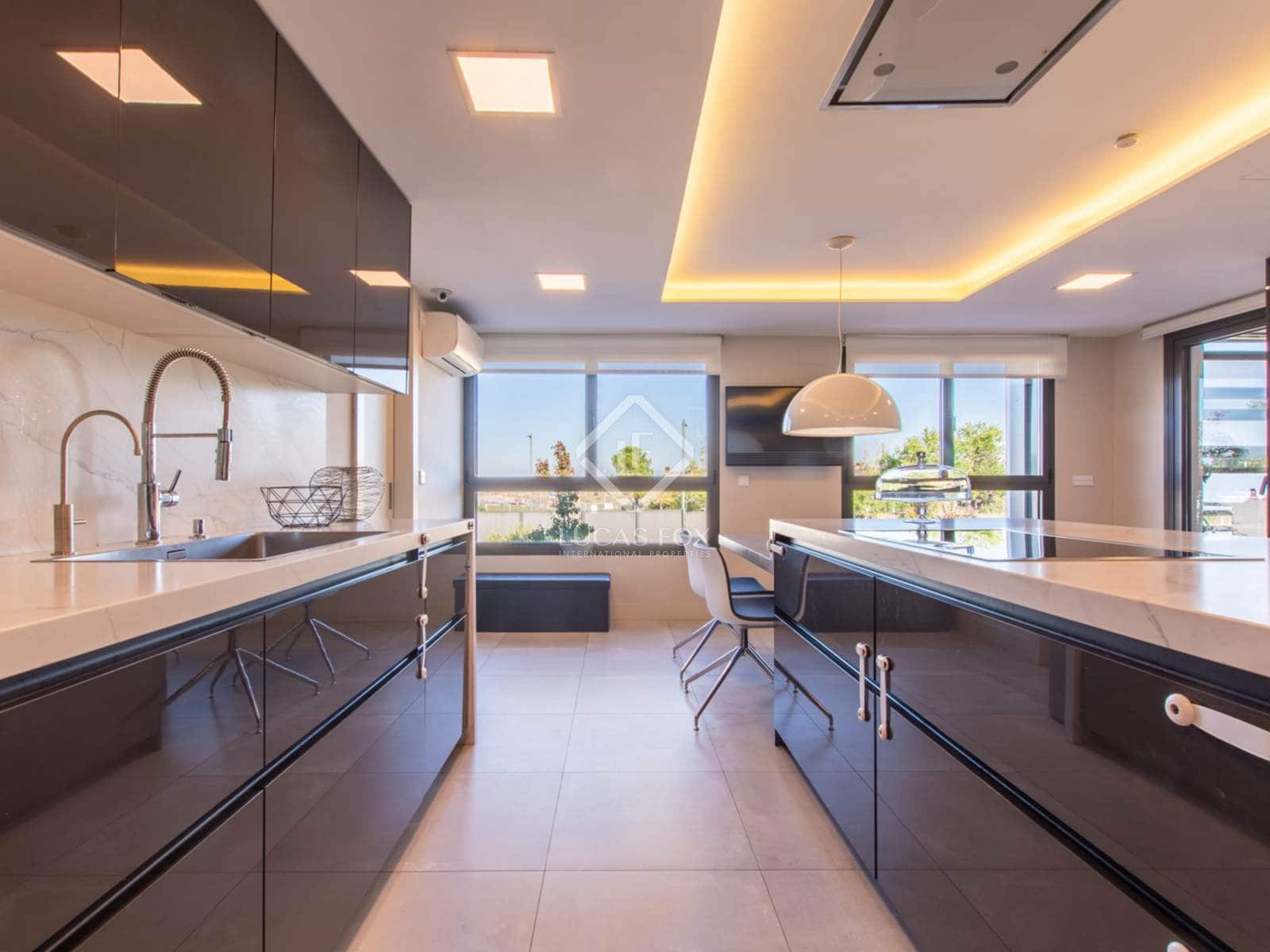 5 soveværelse Lejlighed til salg i Pozuelo de Alarcon med swimmingpool garage - € 3.200.000 (Ref: 8614192)