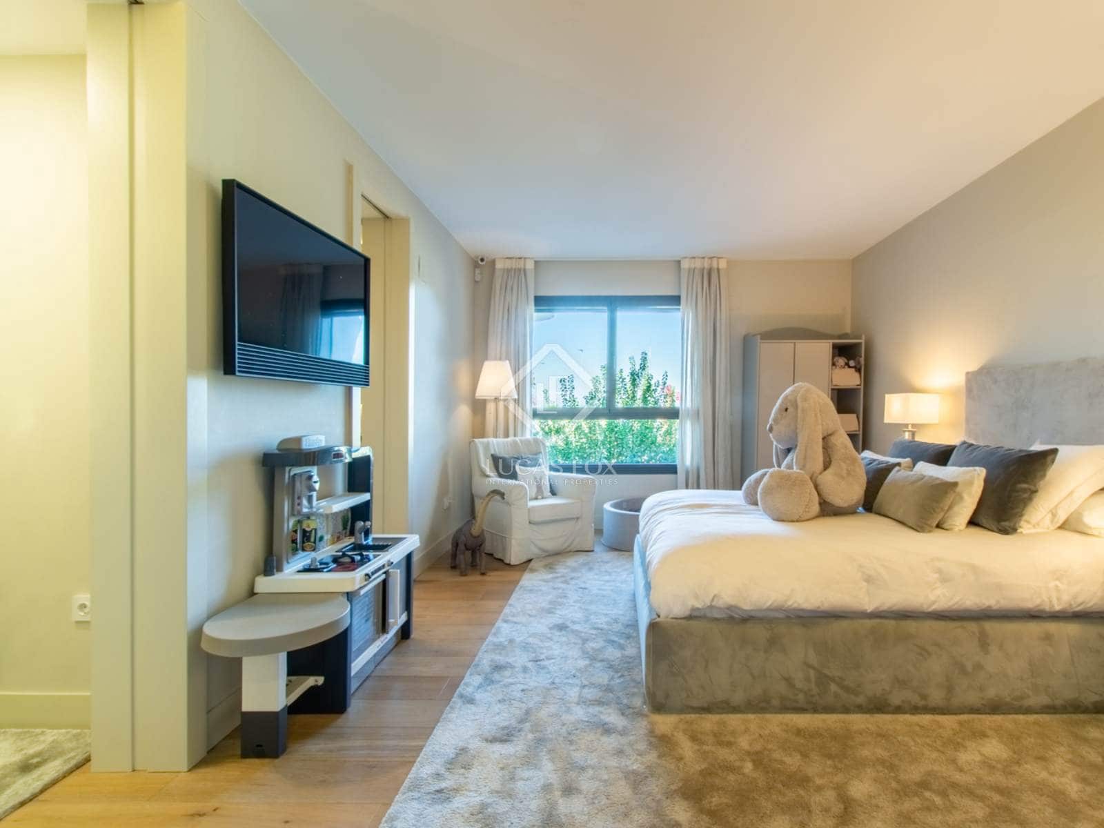 5 soveværelse Lejlighed til salg i Pozuelo de Alarcon med swimmingpool garage - € 3.200.000 (Ref: 8614192)