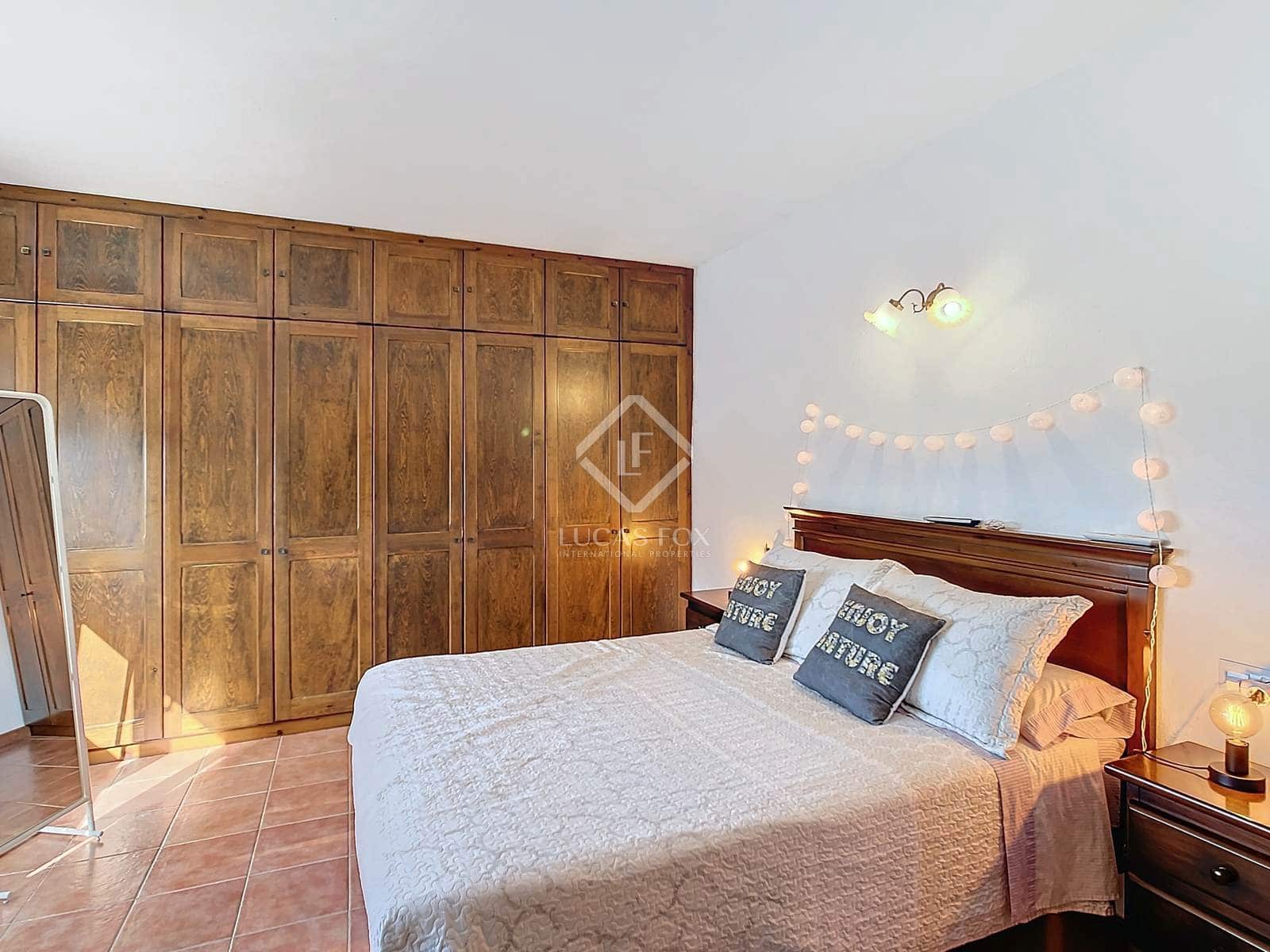 5 soveværelse Finca/Landehus til salg i Ciutadella de Menorca med swimmingpool garage - € 1.450.000 (Ref: 8614659)