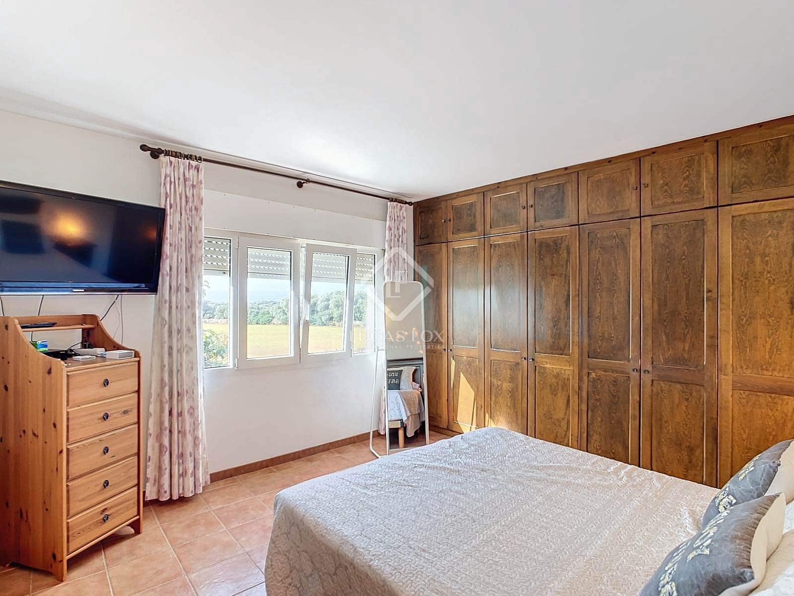 5 soveværelse Finca/Landehus til salg i Ciutadella de Menorca med swimmingpool garage - € 1.450.000 (Ref: 8614659)