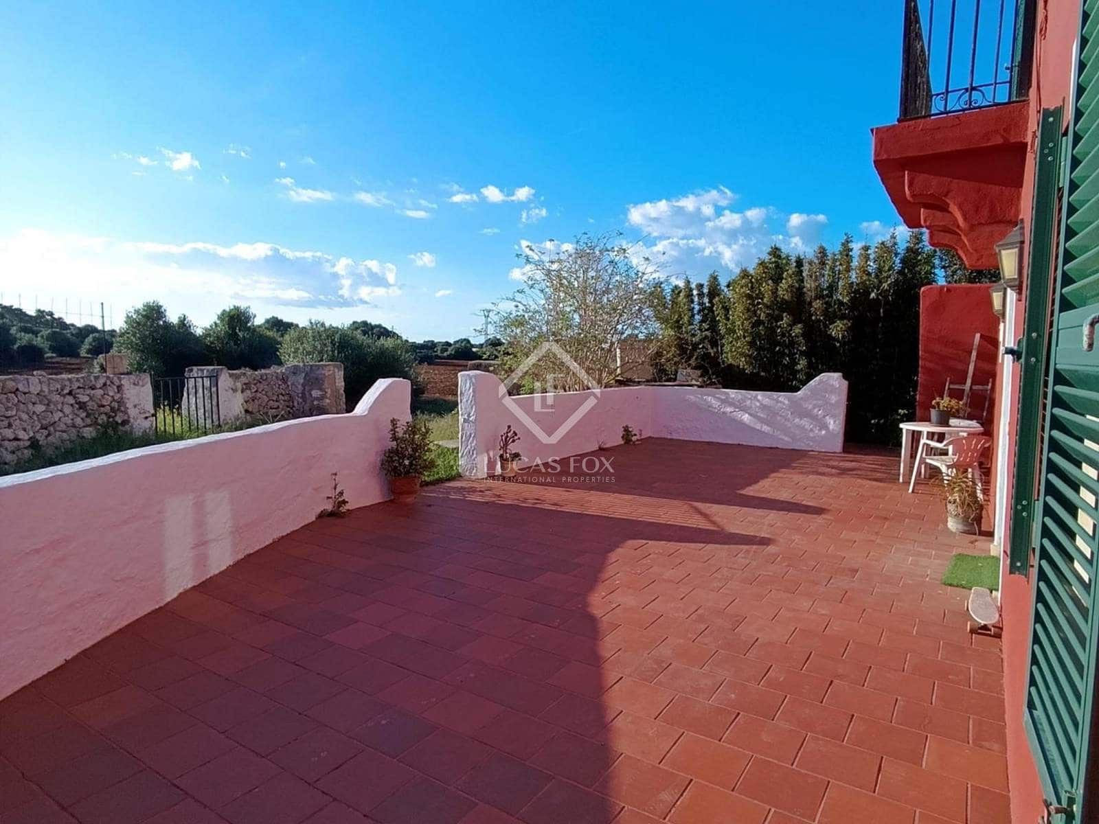 5 soveværelse Finca/Landehus til salg i Ciutadella de Menorca med swimmingpool garage - € 1.450.000 (Ref: 8614659)