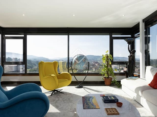 5 bedroom Villa for sale in Pontevedra city with pool garage - € 790,000 (Ref: 8616448)