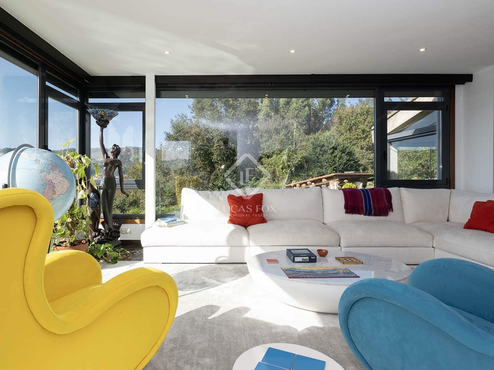 5 bedroom Villa for sale in Pontevedra city with pool garage - € 790,000 (Ref: 8616448)