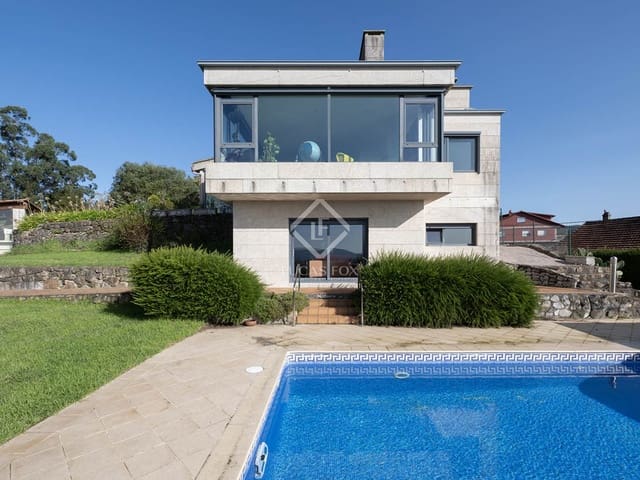 5 bedroom Villa for sale in Pontevedra city with pool garage - € 790,000 (Ref: 8616448)