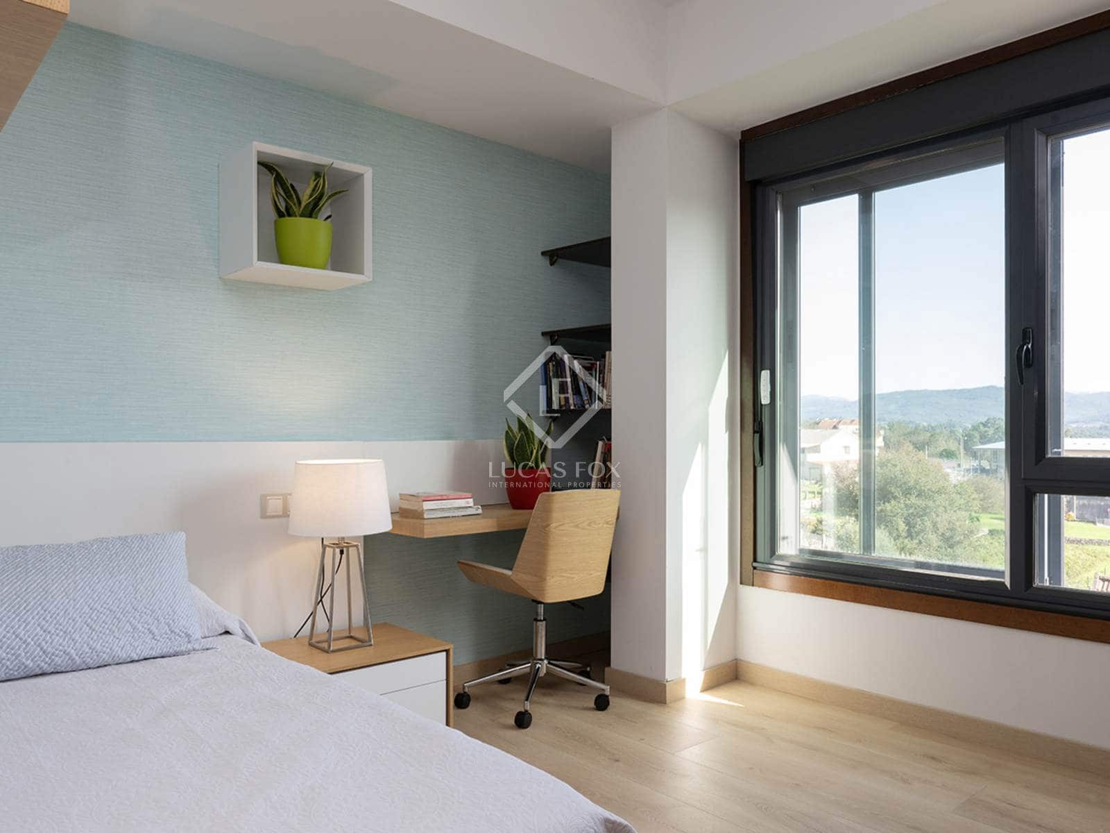 5 bedroom Villa for sale in Pontevedra city with pool garage - € 790,000 (Ref: 8616448)