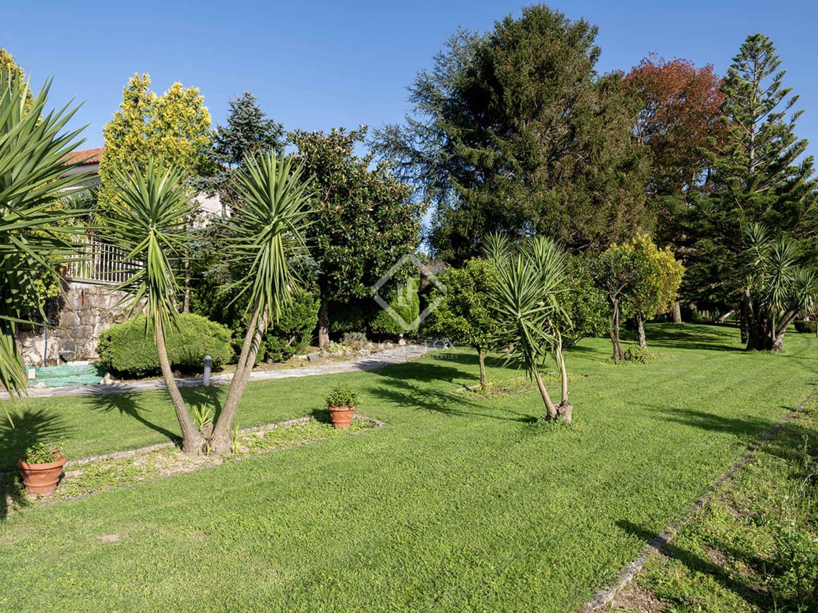 5 bedroom Villa for sale in Vilagarcia de Arousa with pool garage - € 795,000 (Ref: 8616537)