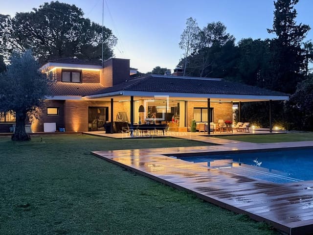 7 soveværelse Villa til salg i Godella med swimmingpool garage - € 2.750.000 (Ref: 8619258)