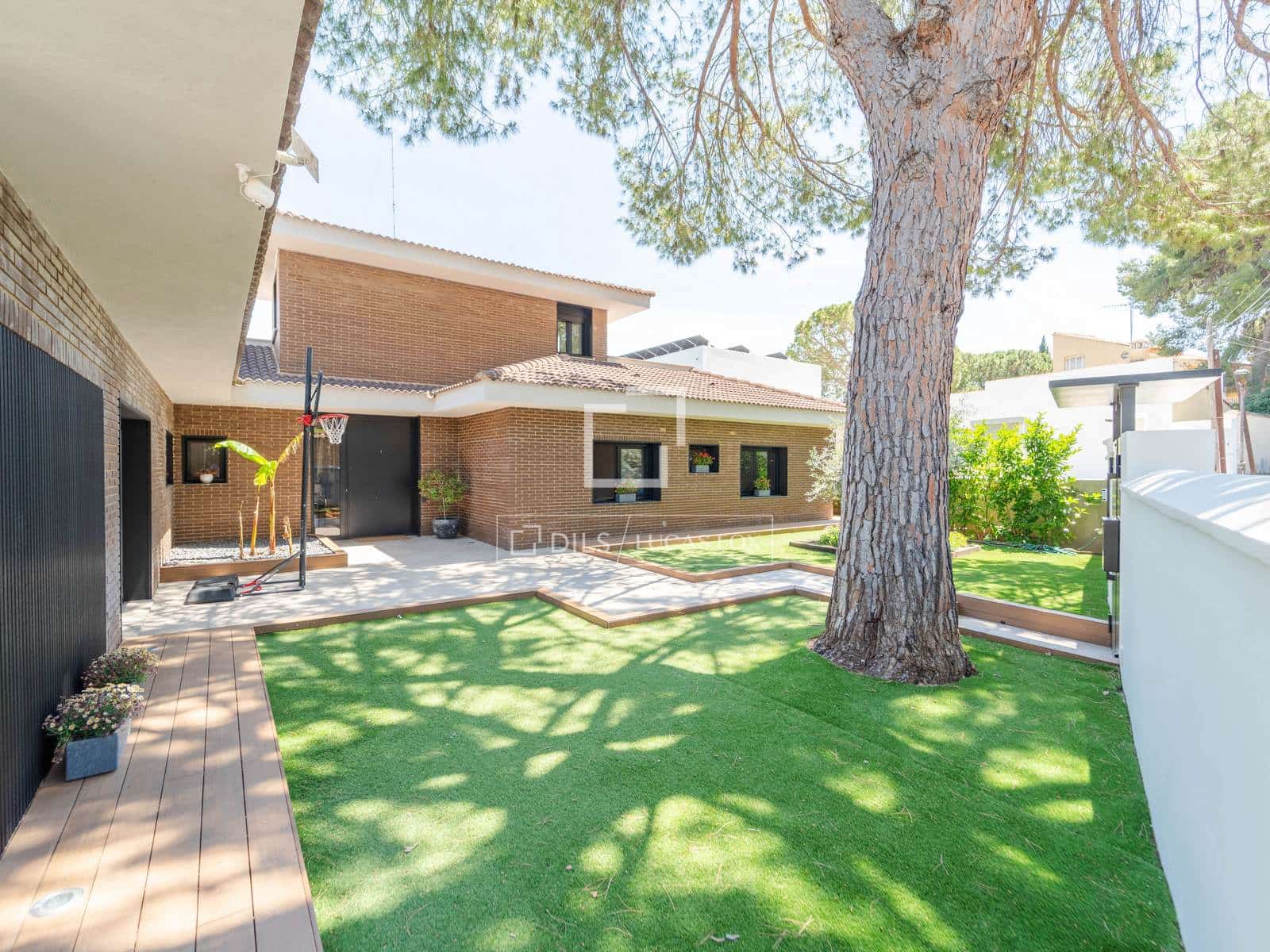 7 soverom Villa til salgs i Godella med svømmebasseng garasje - € 2 750 000 (Ref: 8619258)