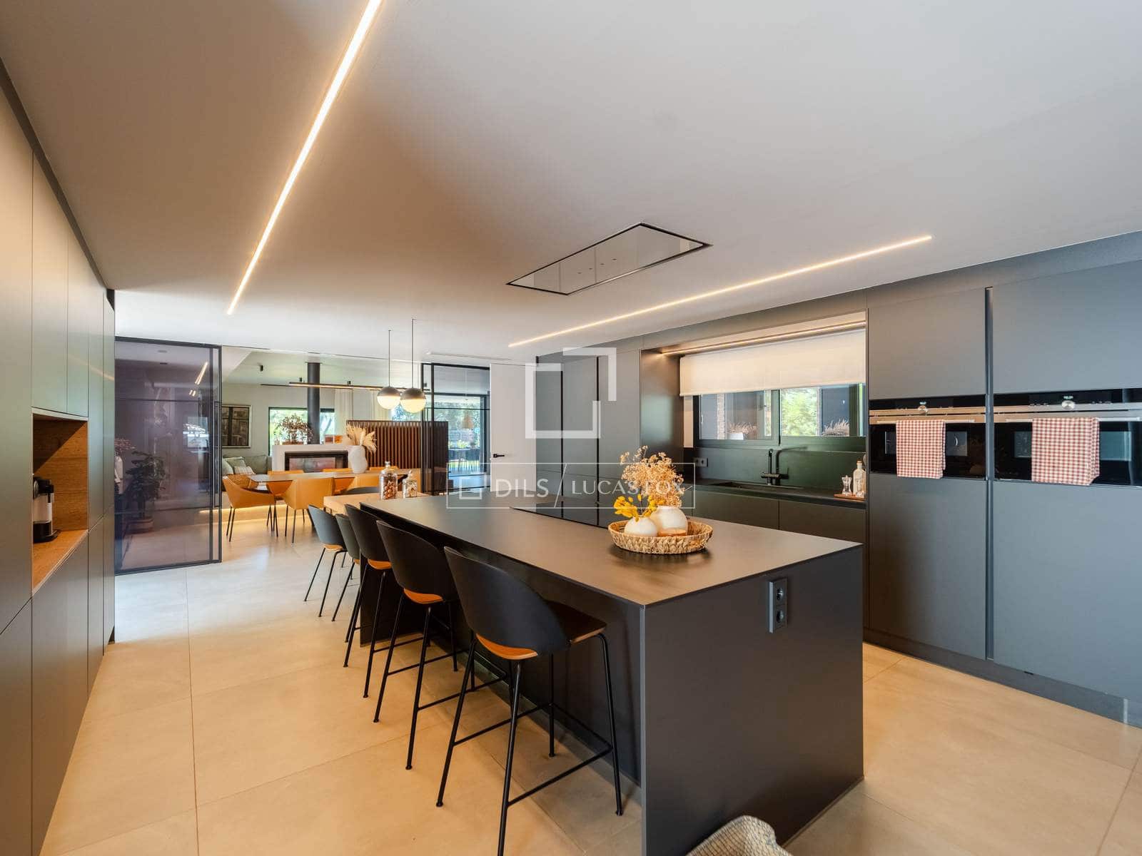 7 soverom Villa til salgs i Godella med svømmebasseng garasje - € 2 750 000 (Ref: 8619258)