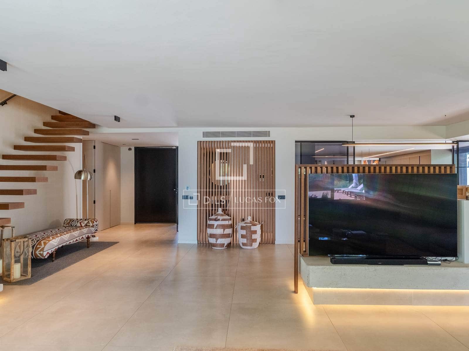 7 bedroom Villa for sale in Godella with pool garage - € 2,750,000 (Ref: 8619258)