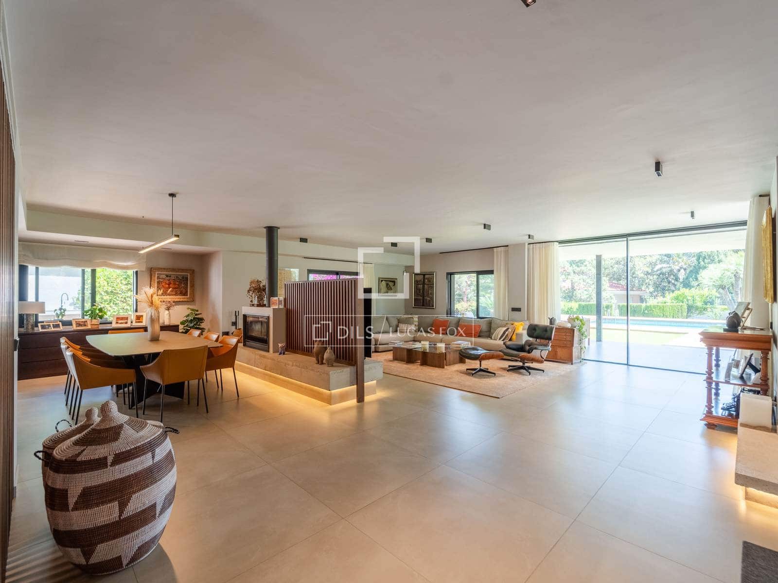 7 bedroom Villa for sale in Godella with pool garage - € 2,750,000 (Ref: 8619258)