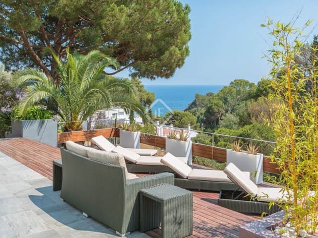 7 slaapkamer Villa te koop in Blanes met zwembad garage - € 1.695.000 (Ref: 8619425)