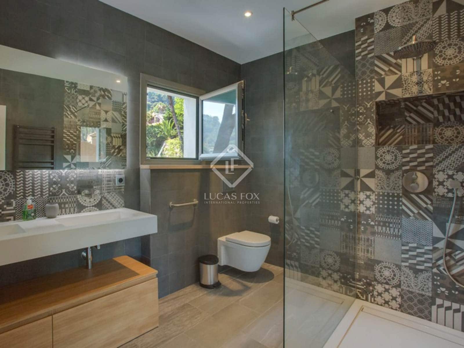 7 soveværelse Villa til salg i Blanes med swimmingpool garage - € 1.695.000 (Ref: 8619425)