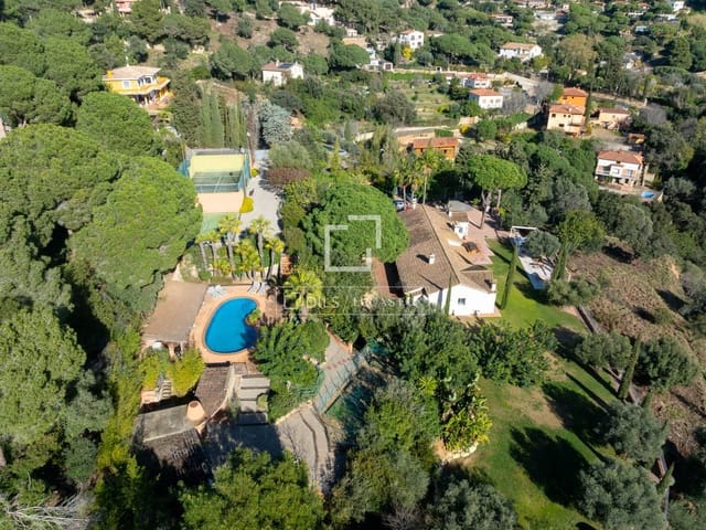 5 sypialnia Willa na sprzedaż w Cabrera de Mar z basenem garażem - 2 650 000 € (Ref: 8623160)