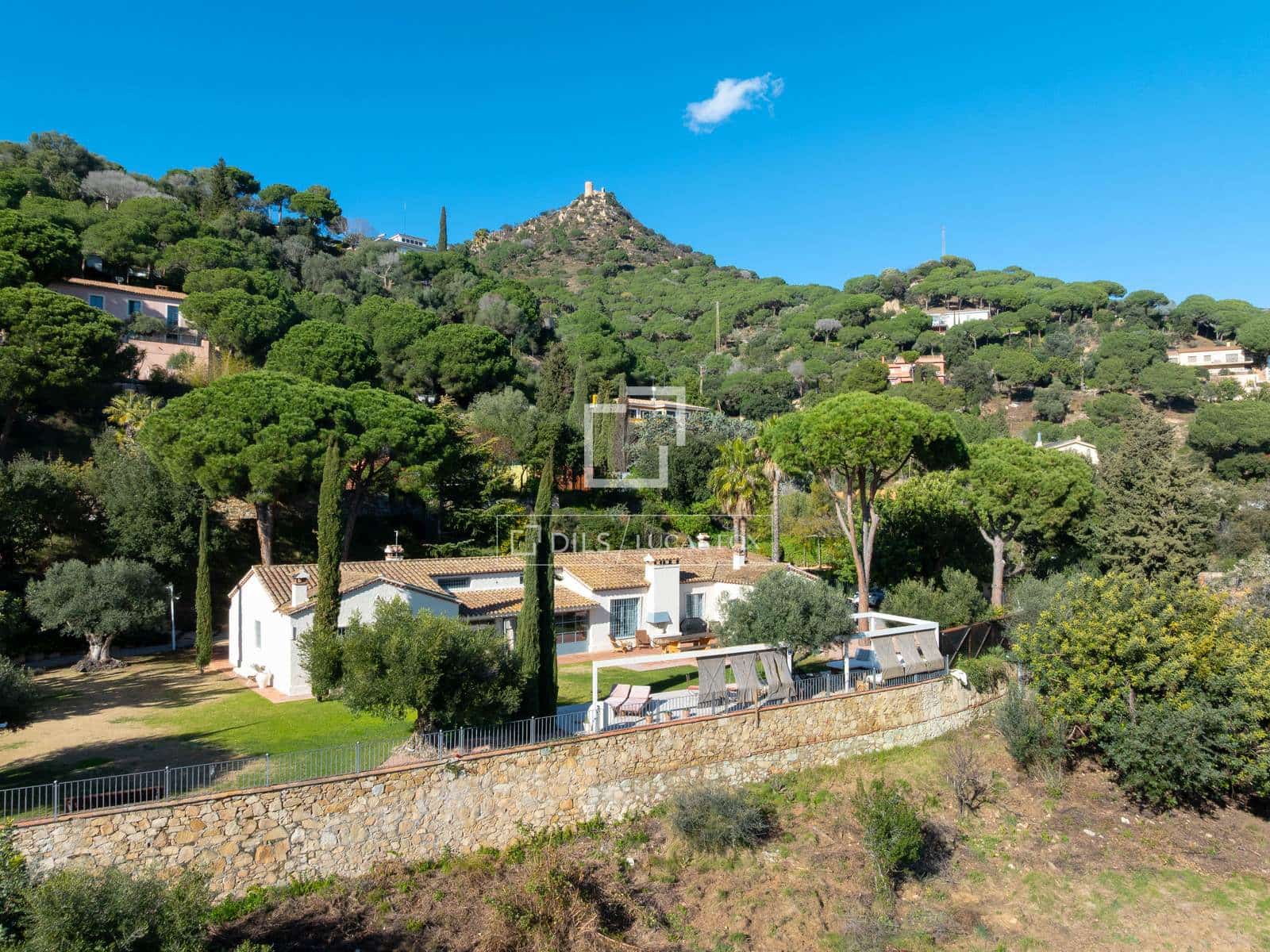 5 sypialnia Willa na sprzedaż w Cabrera de Mar z basenem garażem - 2 650 000 € (Ref: 8623160)