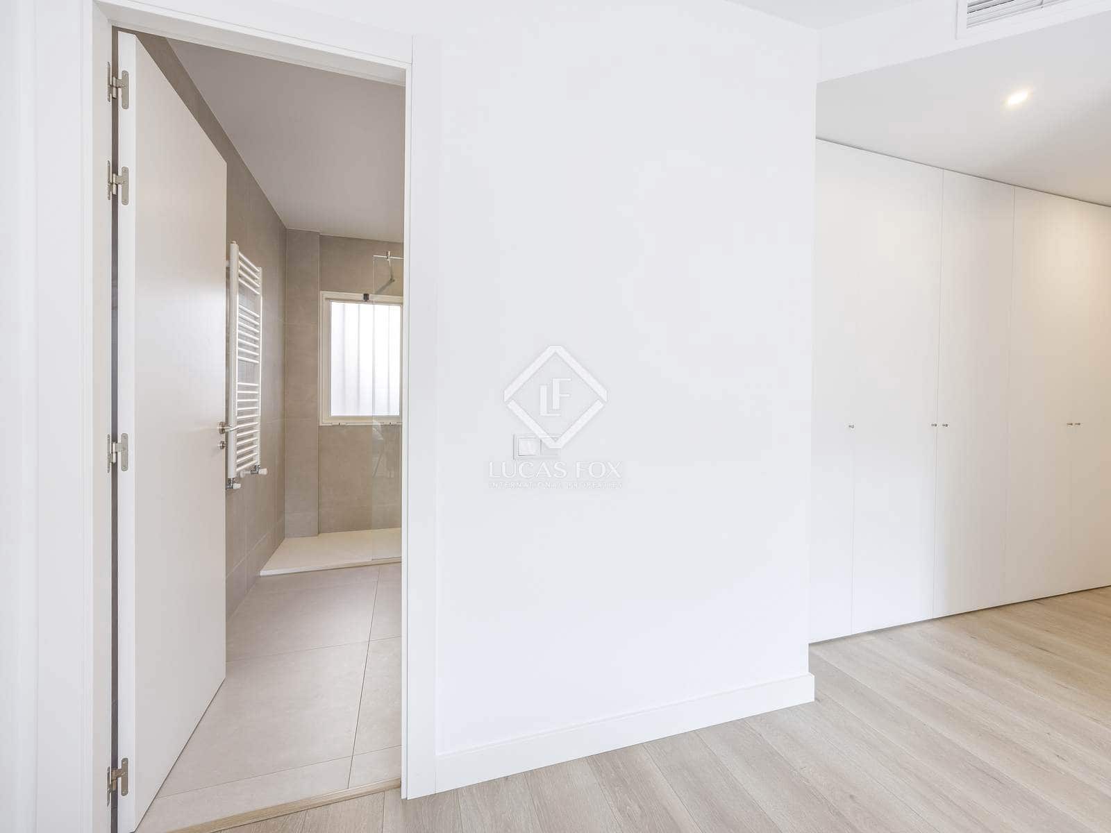 3 camera da letto Attico da affittare in Valencia citta - 3.500 € (Rif: 8625453)