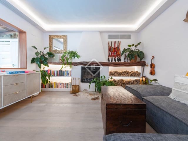 3 Zimmer Villa zu verkaufen in Cala Llonga, Santa Eulalia / Santa Eularia mit Pool Garage - 2.350.000 € (Ref: 8625920)