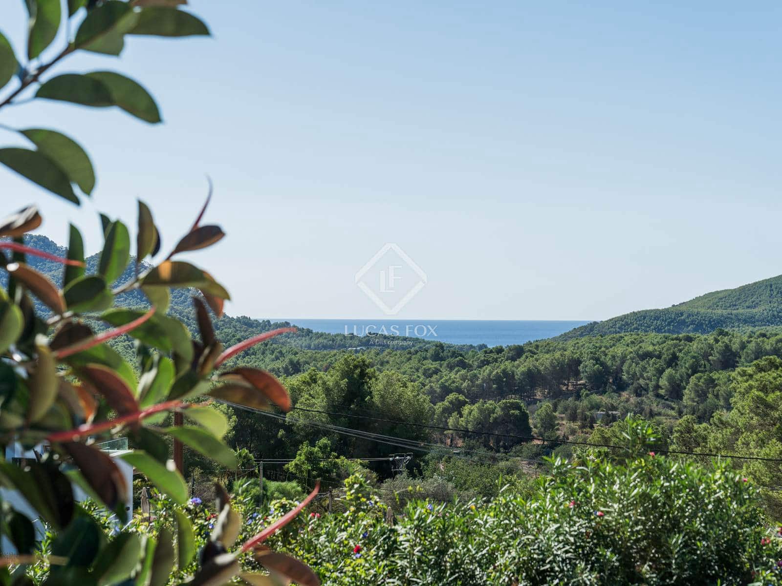 3 soveværelse Villa til salg i Cala Llonga med swimmingpool garage - € 2.350.000 (Ref: 8625920)