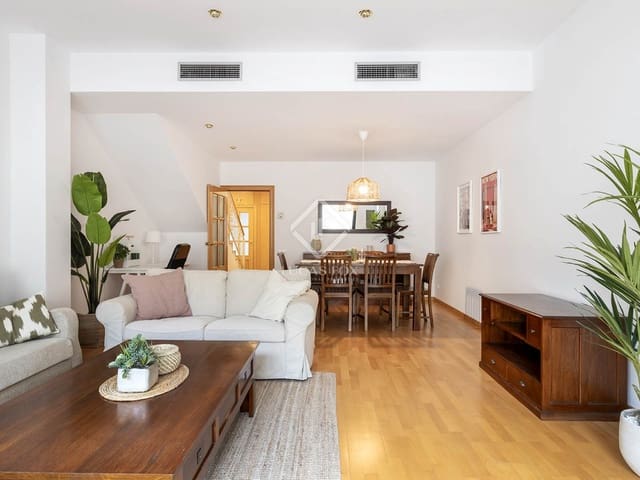 3 soverom Villa til leie i Barcelona by - € 3 395 (Ref: 8626086)