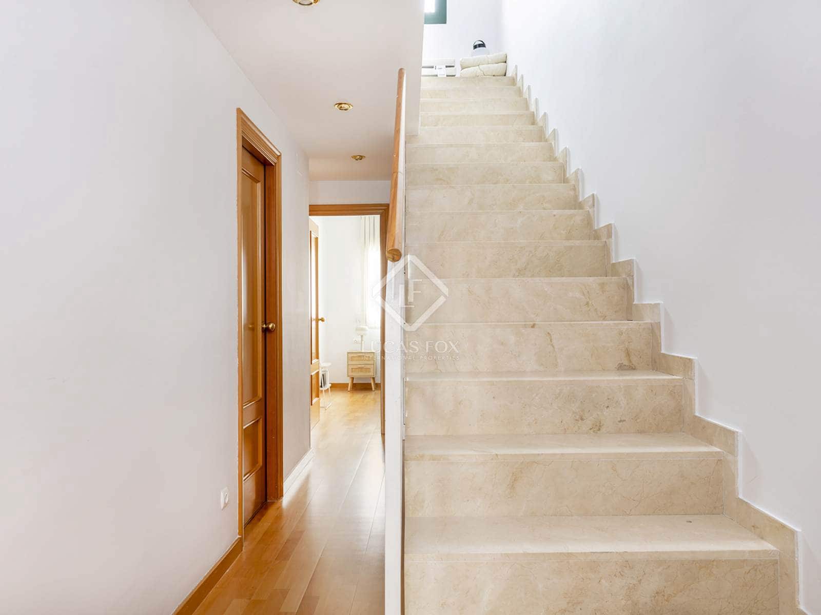 3 bedroom Villa for rent in Barcelona city - € 3,395 (Ref: 8626086)