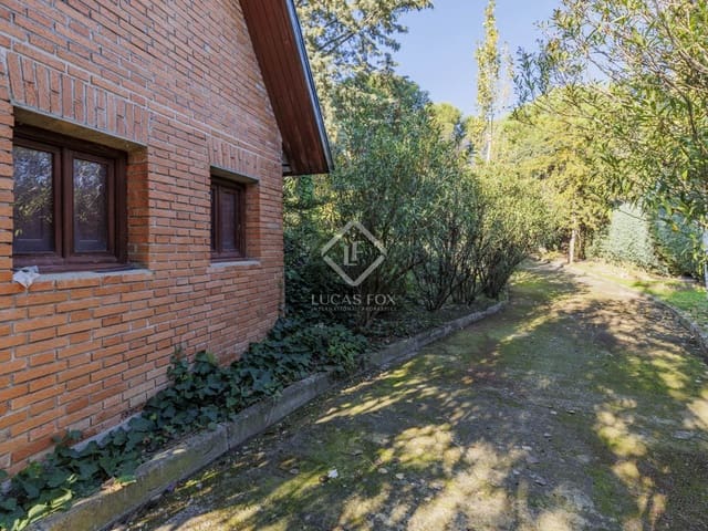 13 chambre Villa/Maison à vendre à Villanueva de la Cañada avec piscine garage - 1 750 000 € (Ref: 8627695)