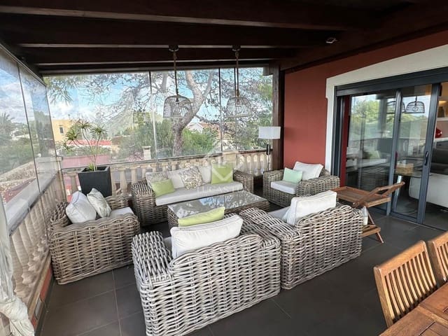 4 camera da letto Villa da affittare in Ciutadella de Menorca con piscina garage - 3.750 € (Rif: 8628292)