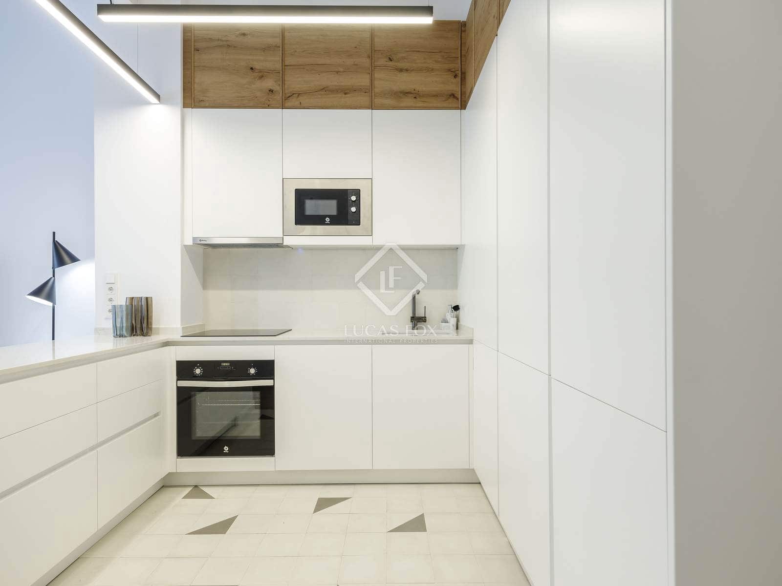 2 soveværelse Lejlighed til leje i Valencia by - € 1.900 (Ref: 8628464)