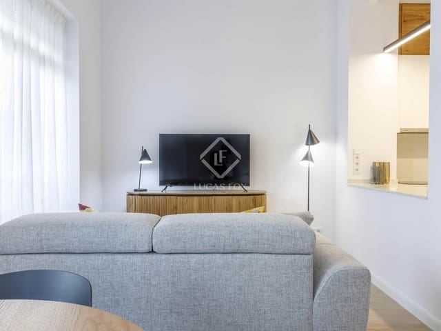 2 soveværelse Lejlighed til leje i Valencia by - € 1.900 (Ref: 8628464)