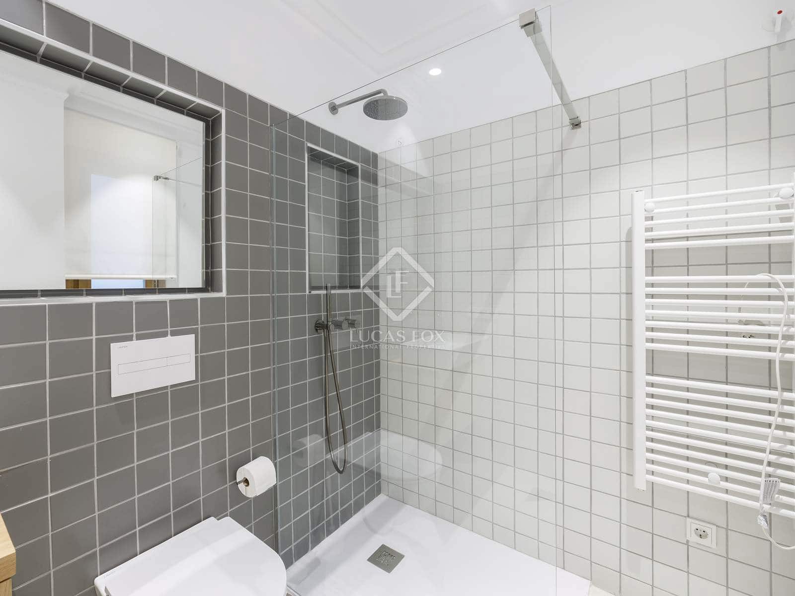 2 soveværelse Lejlighed til leje i Valencia by - € 1.900 (Ref: 8628464)