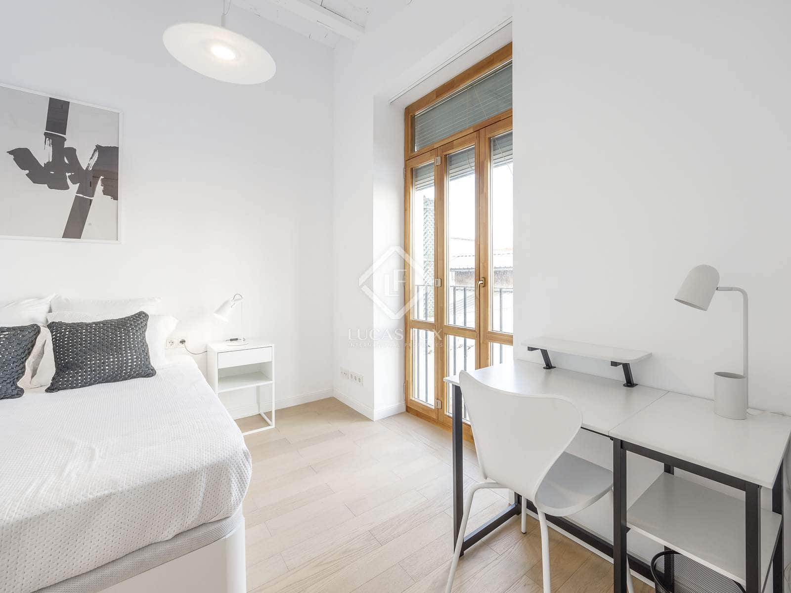 2 soveværelse Lejlighed til leje i Valencia by - € 1.900 (Ref: 8628464)